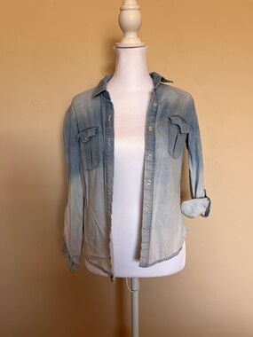 Lightwash Ombre Denim Button-Up Shirt - Light Blue and Cream